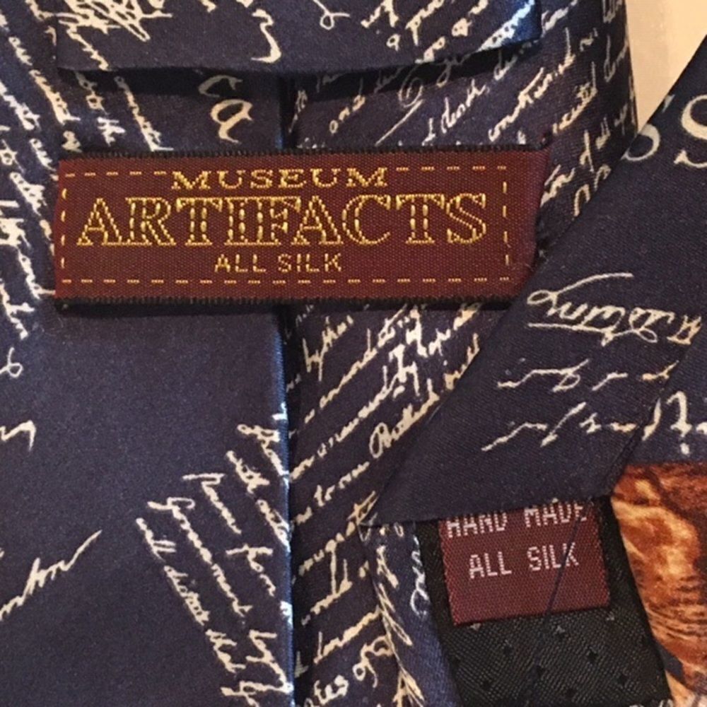Men’s Handmade 100% Silk Museum Artifacts Liberty Bell Patriotic Tie - Picture 3 of 3